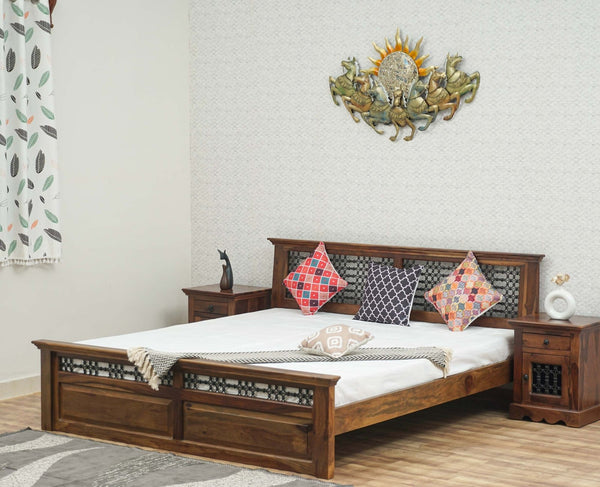 Double bed deals chowki price